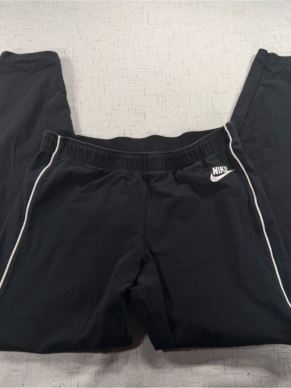 Nike Women’s Black Leggings with White Piping